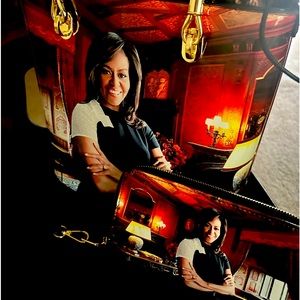 Beautiful rich Michelle Obama tote bag and wallet